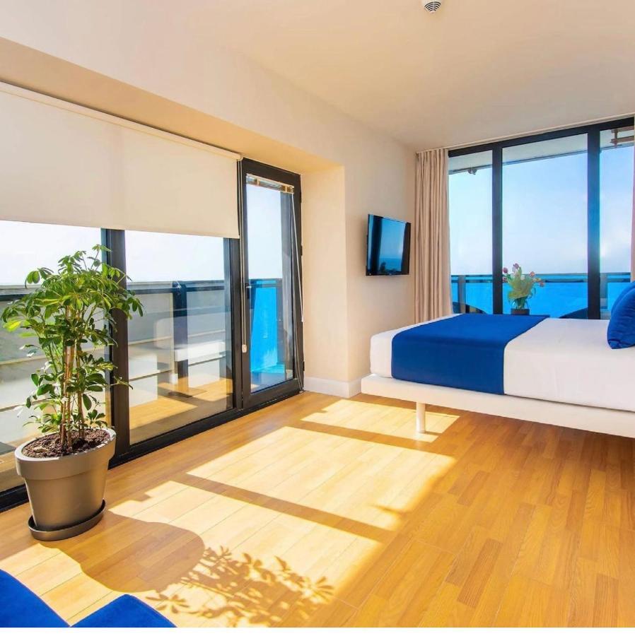 Orbi City Center Suite Батумі Екстер'єр фото
