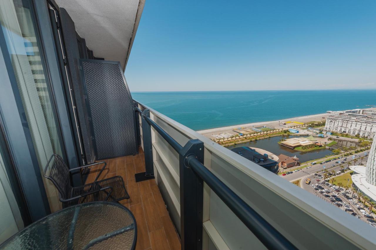 Orbi City Center Suite Батумі Екстер'єр фото
