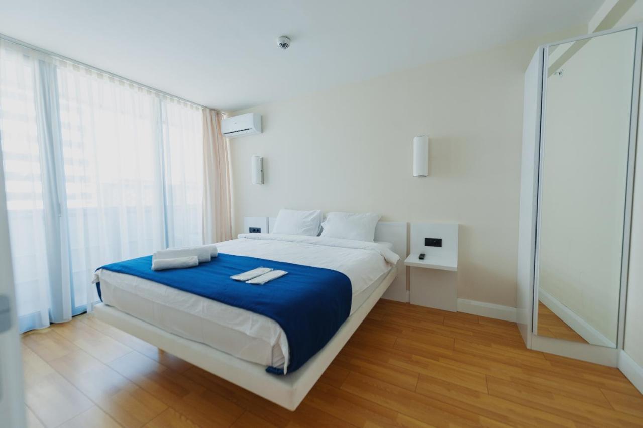 Orbi City Center Suite Батумі Екстер'єр фото