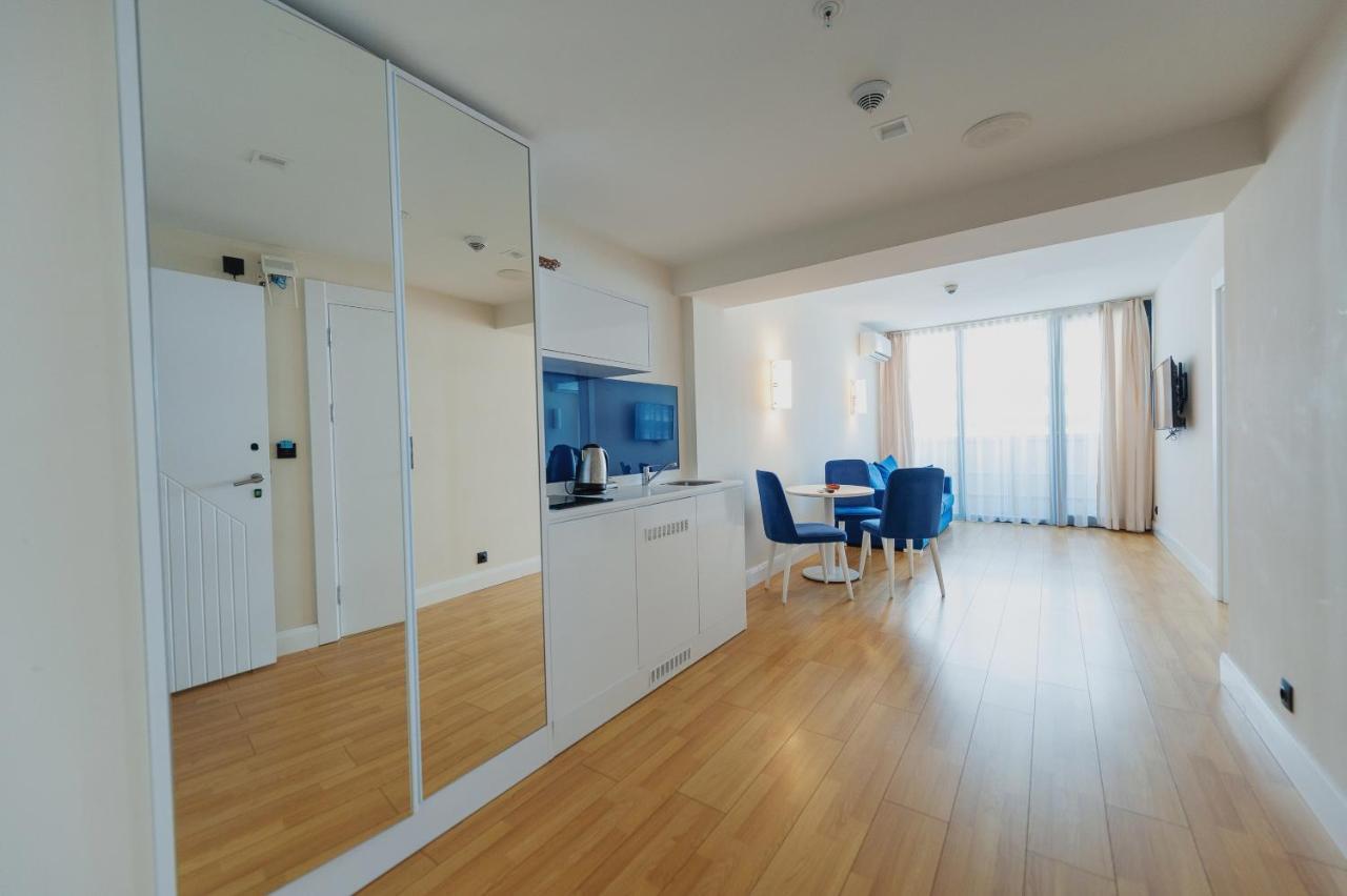 Orbi City Center Suite Батумі Екстер'єр фото