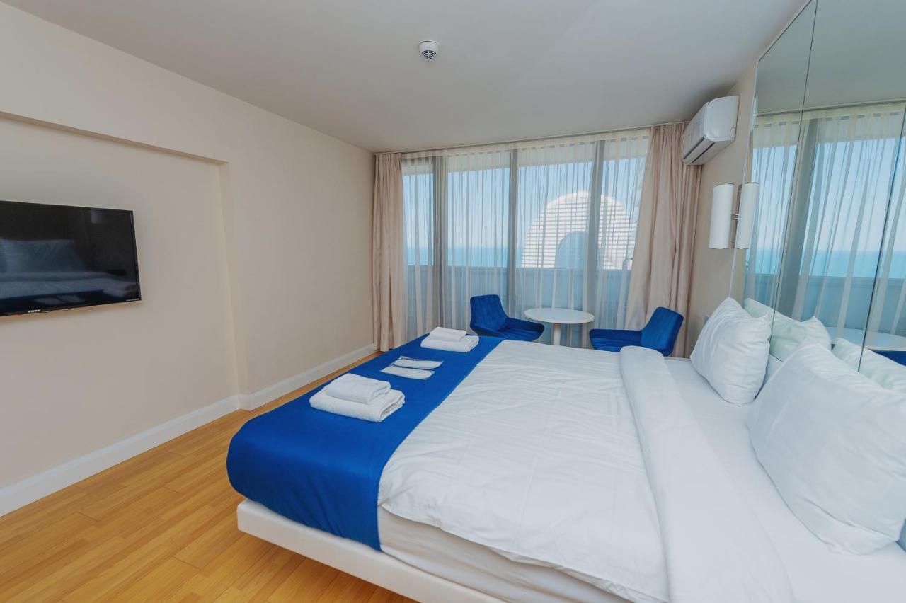 Orbi City Center Suite Батумі Екстер'єр фото